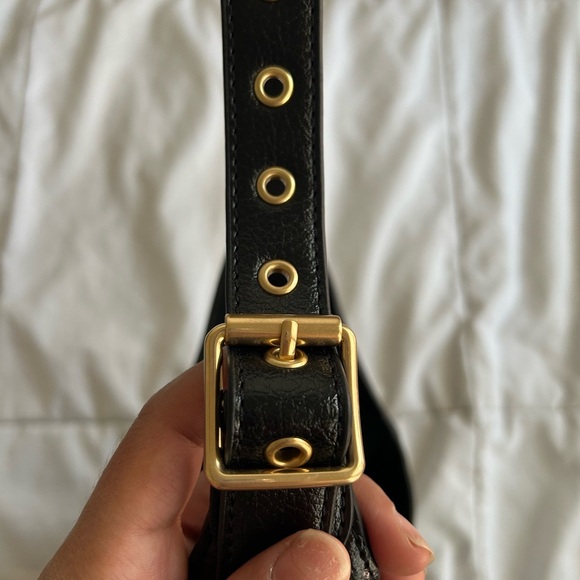 Charles & Keith hobo bag - Picture 11 of 16